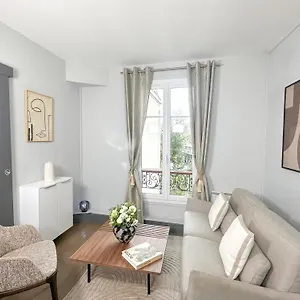  Apartment Stunning Near Eiffel Tower France